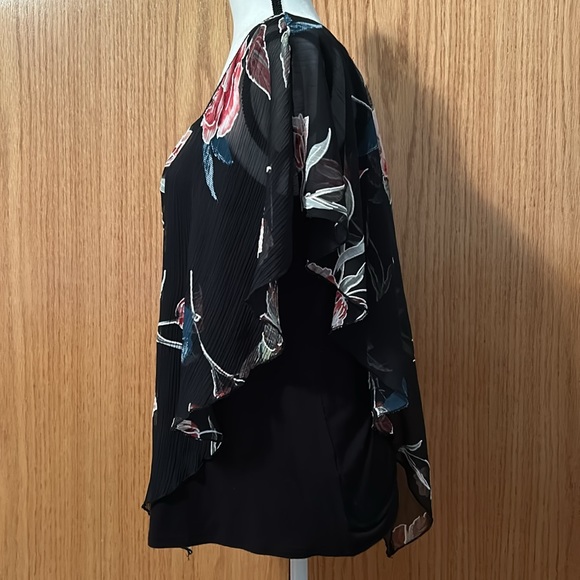 Naïf Shawl Tank Top Blouse - Picture 5 of 10